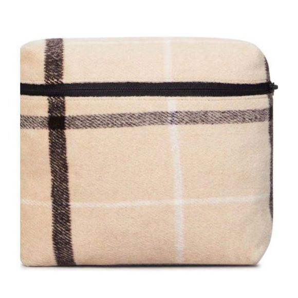 NWT Beis Throw Packable Poncho Coat in Plaid - One Size - Picture 4 of 8